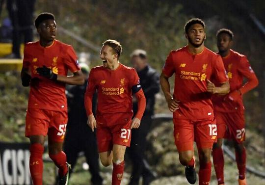 劳塔罗加盟国米后已对阵30支意甲球队破门，同期五大联赛最多