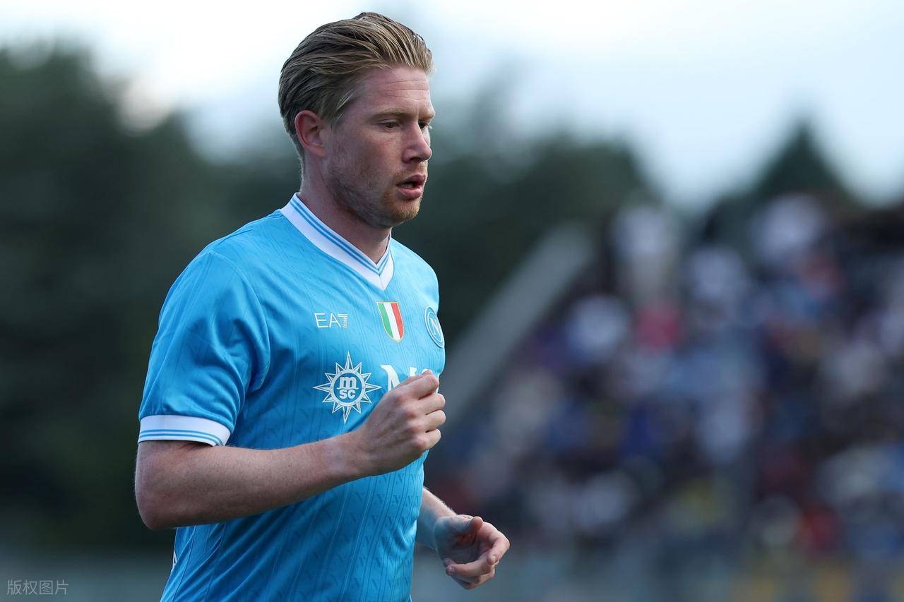 拜仁球星莱默尔复刻施魏因施泰格经典脚后跟破门