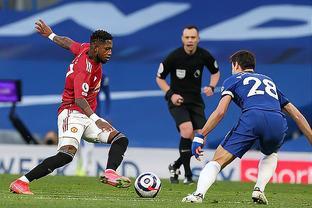 艾维和哈里斯复出！活塞VS雄鹿首发：康宁汉姆大战罗林斯