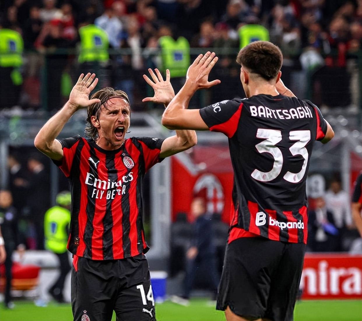 记者：德拉普肩部受伤，将缺席6至8周