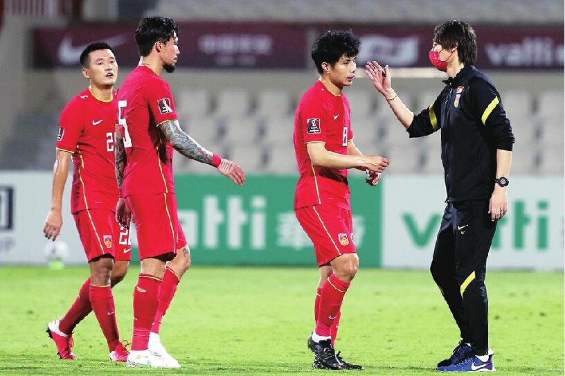 巴塞罗那战胜阿拉维斯 重回榜首